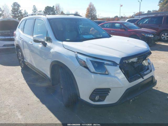  Salvage Subaru Forester