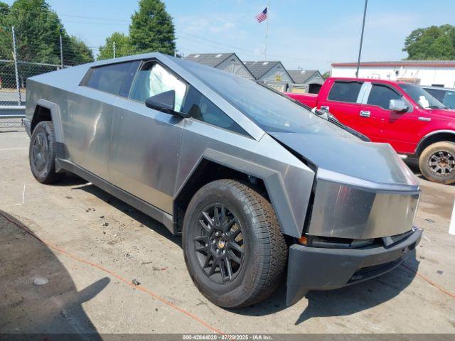  Salvage Tesla Cybertruck