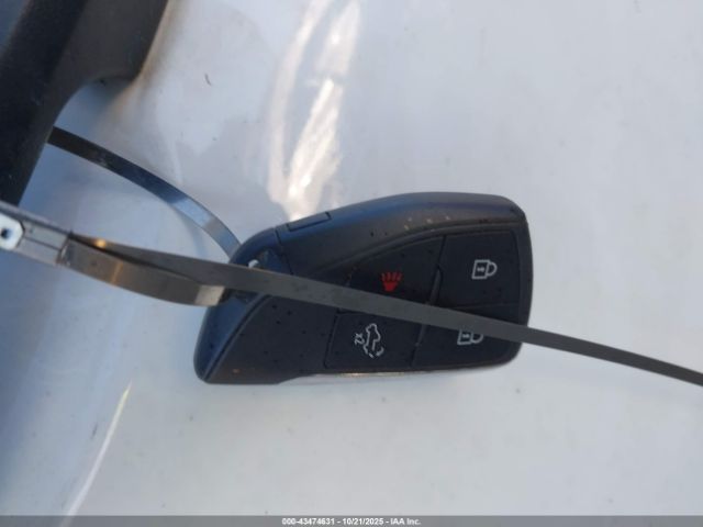 Chevrolet Silverado 1500 4wd  Standard Bed Wt Image 9