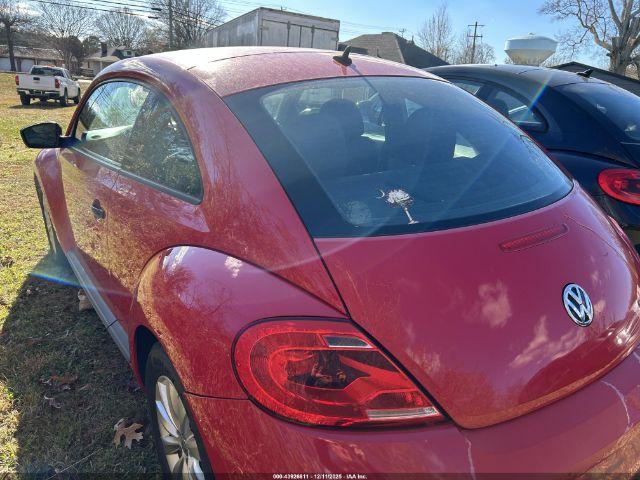 Volkswagen Beetle 1.8t Entry Image 4