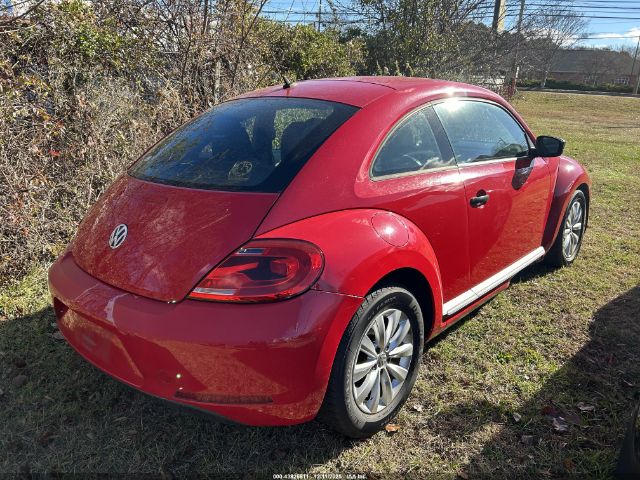 Volkswagen Beetle 1.8t Entry Image 2