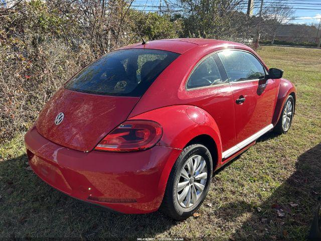 Volkswagen Beetle 1.8t Entry Image 2