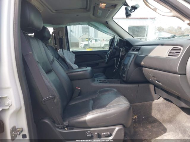 Chevrolet Tahoe Lt Image 10