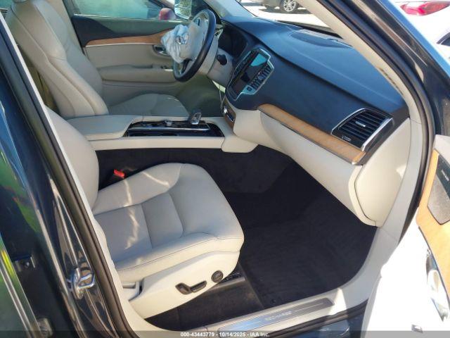 Volvo Xc90 Recharge Plug-in Hyb Inscription Expression Image 17