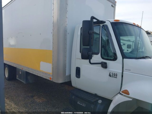 International 4000 4300 Image 15