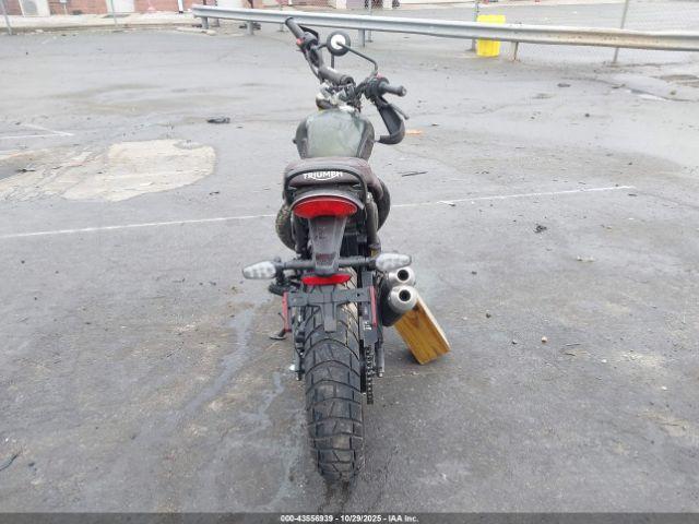 Triumph Motorcycle Scrambler 400 X Image 7