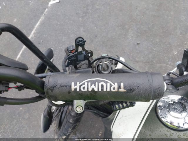 Triumph Motorcycle Scrambler 400 X Image 9