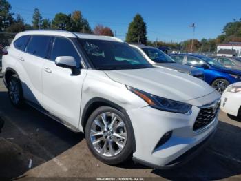  Salvage Toyota Highlander