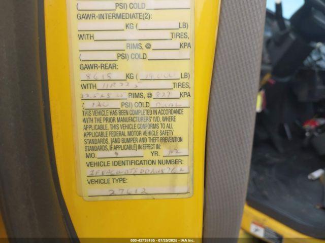 Freightliner M2 106 Medium Duty Image 5