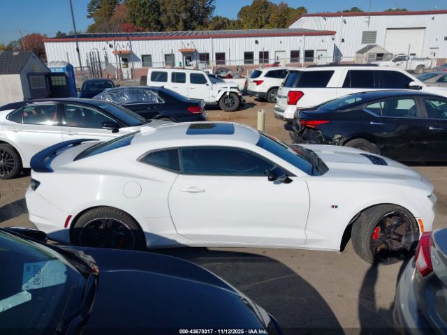 Chevrolet Camaro Rwd  2ss Image 14