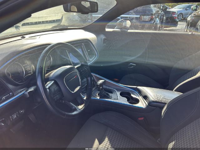 Dodge Challenger Sxt Image 7