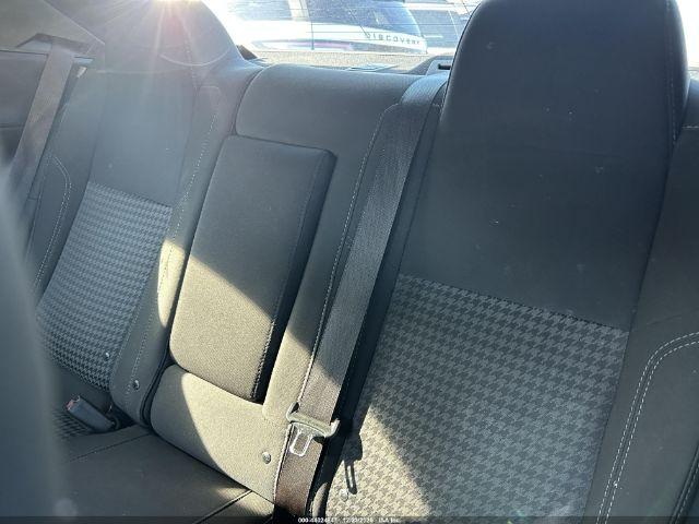 Dodge Challenger Sxt Image 3