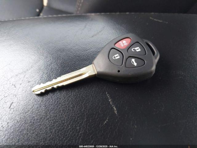 Toyota Camry Se V6 Image 9