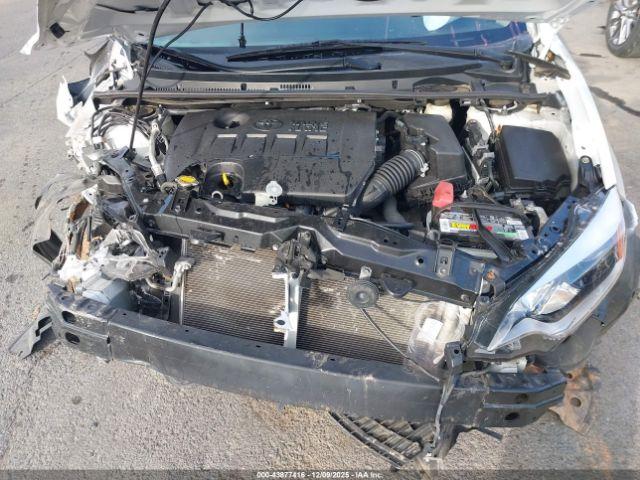 Toyota Corolla Le Eco Image 9