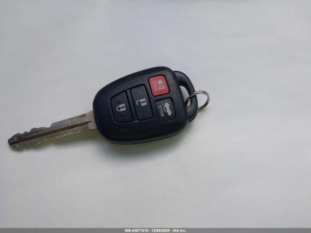 Toyota Corolla Le Eco Image 13