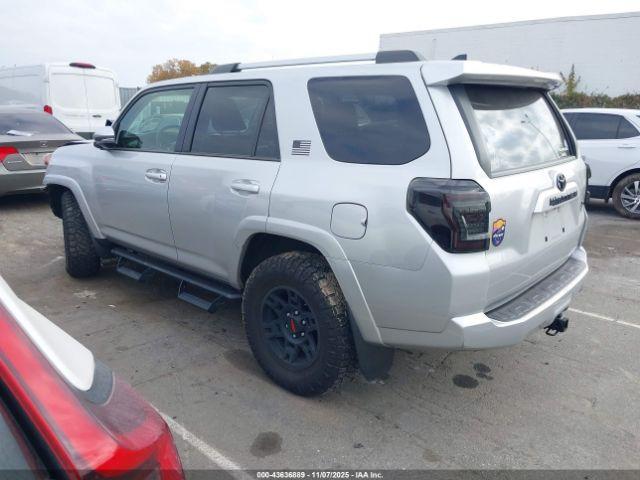 Toyota 4Runner Sr5 Premium Image 14