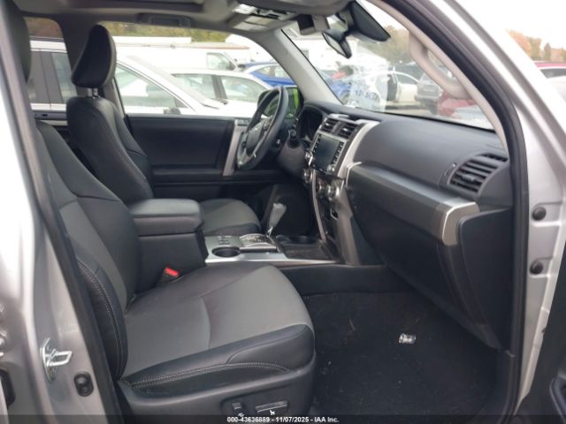 Toyota 4Runner Sr5 Premium Image 15