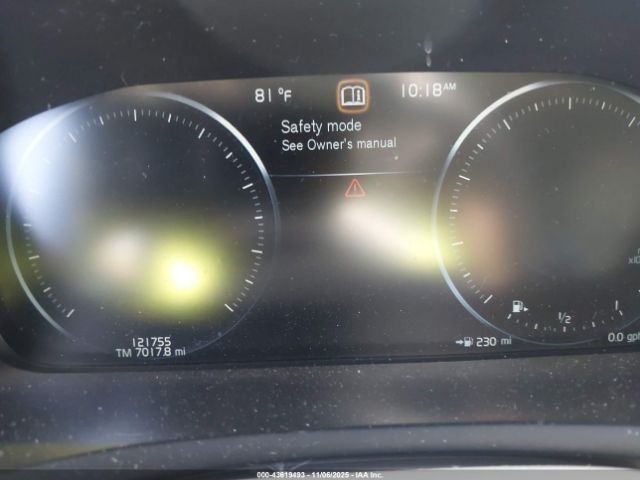 Volvo XC90 T6 Momentum Image 5