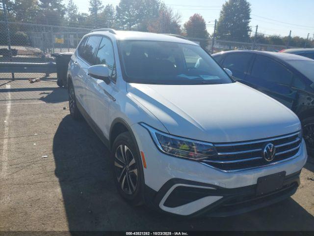  Salvage Volkswagen Tiguan