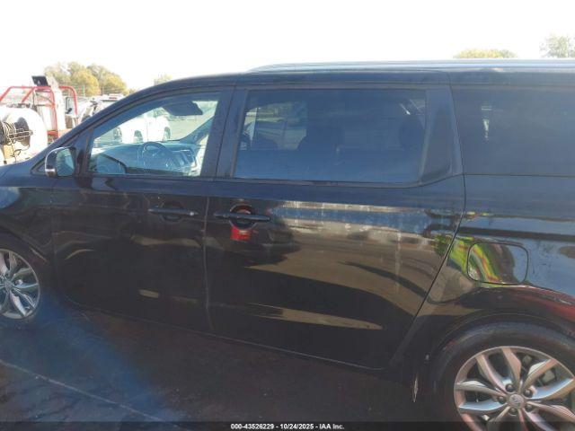 Kia Sedona Ex Image 15