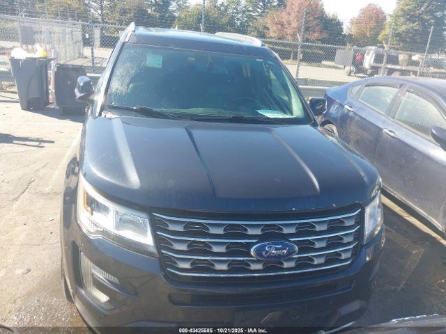 Ford Explorer Xlt Image 16