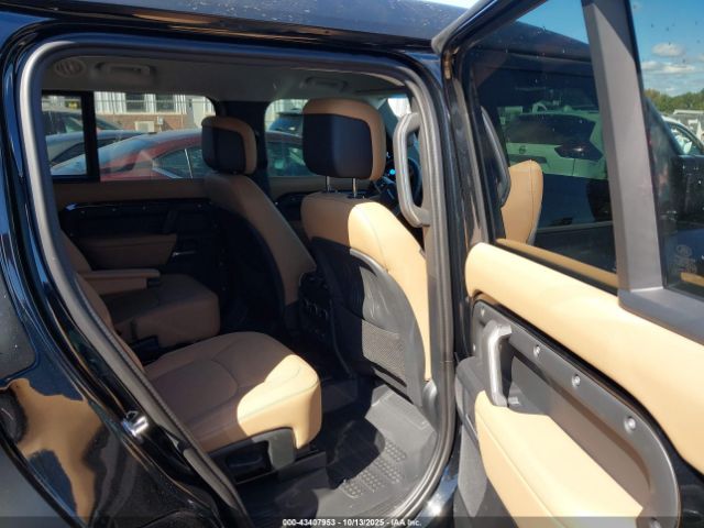 Land Rover Defender 130 P400 X-dynamic Se Image 7