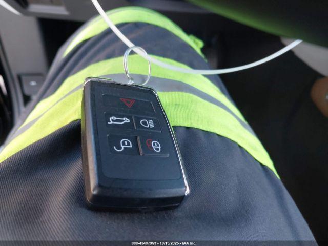 Land Rover Defender 130 P400 X-dynamic Se Image 6