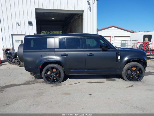 Land Rover Defender 130 P400 X-dynamic Se Image 13