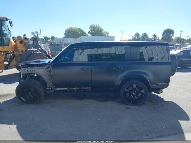 Land Rover Defender 130 P400 X-dynamic Se Image 15