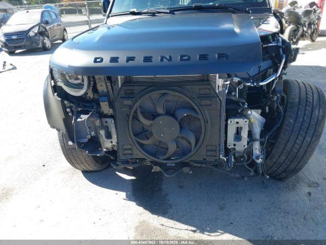 Land Rover Defender 130 P400 X-dynamic Se Image 18