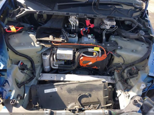 Tesla Model Y Long Range Dual Motor All-wheel Drive Image 16