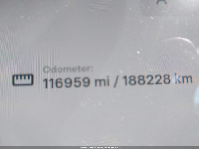 Tesla Model Y Long Range Dual Motor All-wheel Drive Image 5