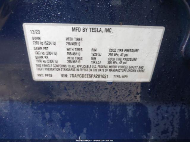 Tesla Model Y Image 17