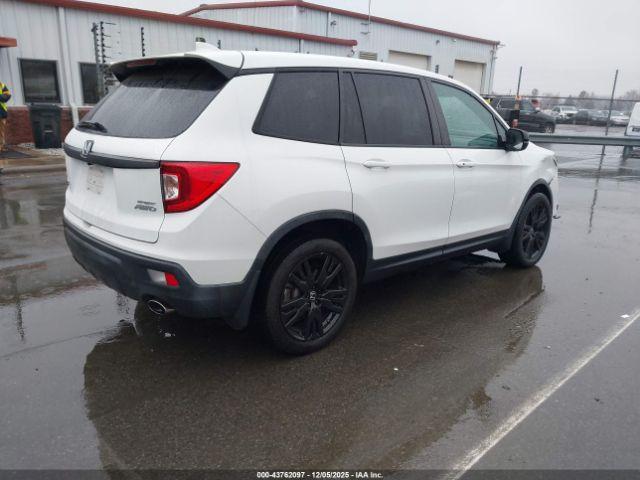 Honda Passport Awd Sport Image 8