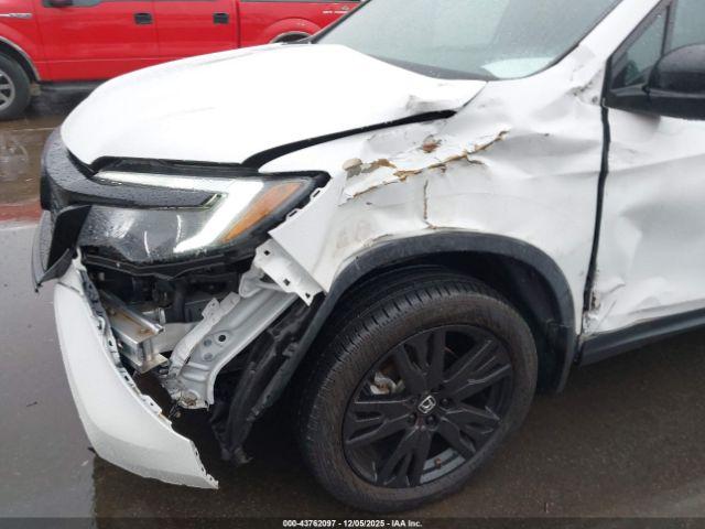 Honda Passport Awd Sport Image 6