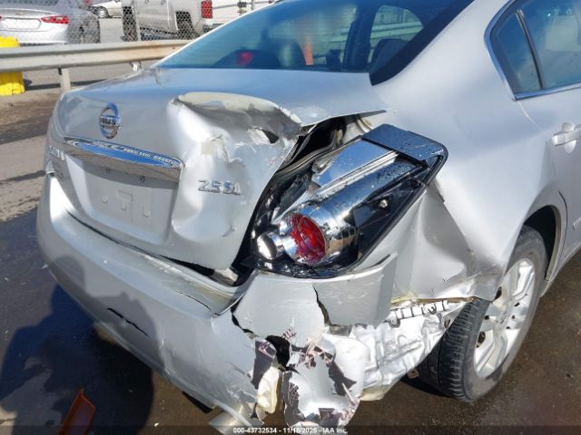 Nissan Altima 2.5 S Image 6