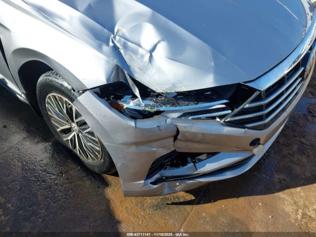 Volkswagen Jetta Image 5