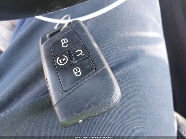 Volkswagen Jetta Image 11