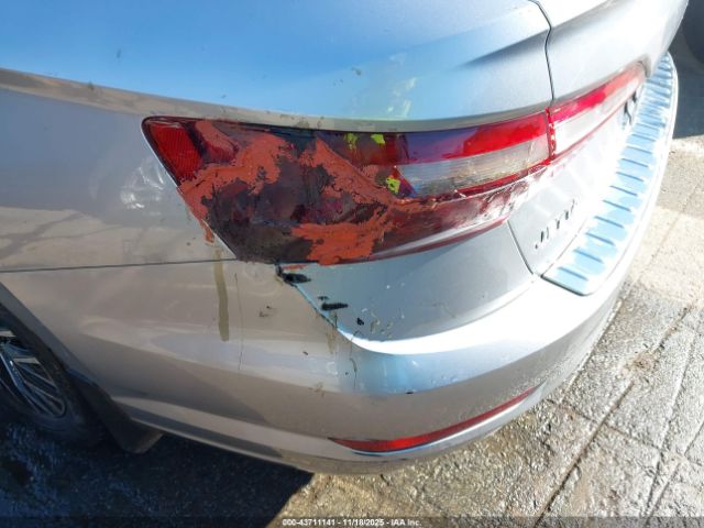 Volkswagen Jetta Image 15