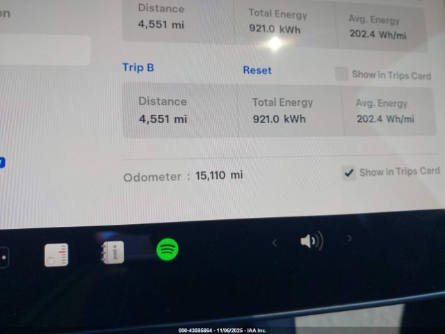 Tesla Model Y Image 11