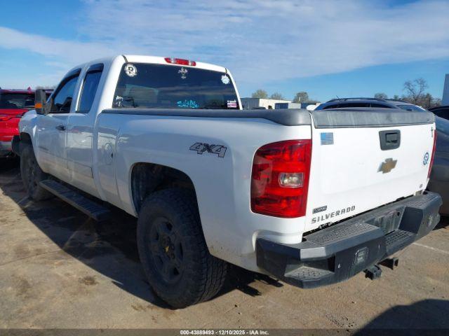 Chevrolet Silverado 1500 Lt Image 7