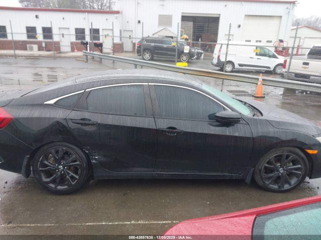 Honda Civic Sport Image 12