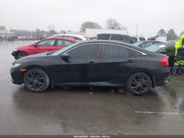 Honda Civic Sport Image 13