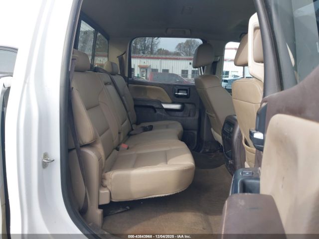 Chevrolet Silverado 2500 Ltz Image 8