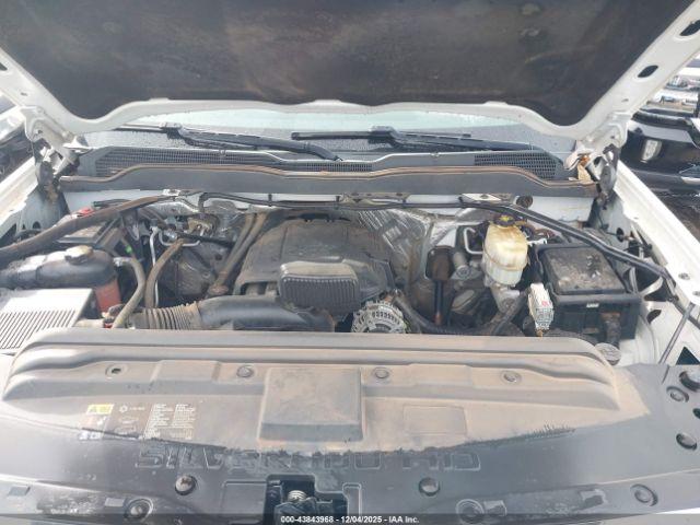 Chevrolet Silverado 2500 Ltz Image 10