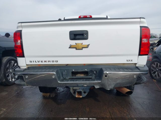 Chevrolet Silverado 2500 Ltz Image 11