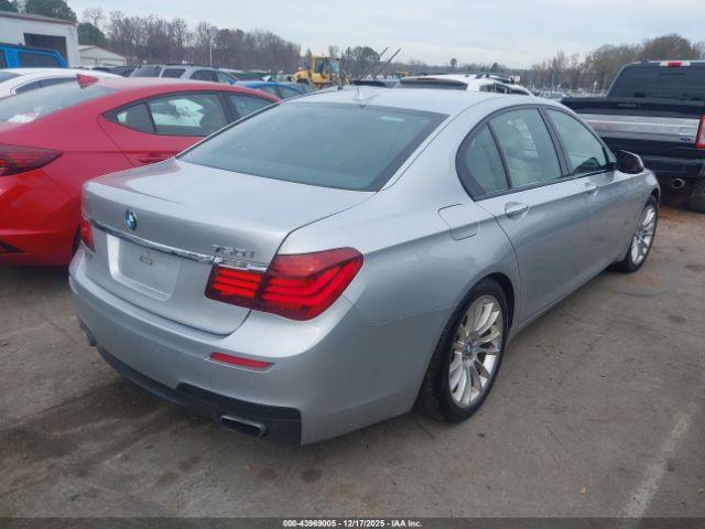 BMW 7 Series Image 3