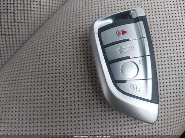 BMW 7 Series Image 2