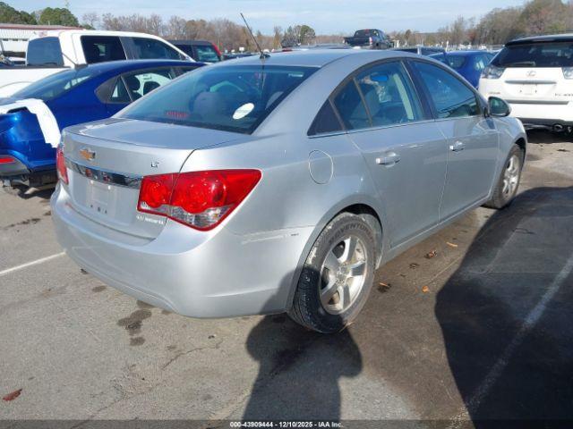 Chevrolet Cruze Lt Image 2