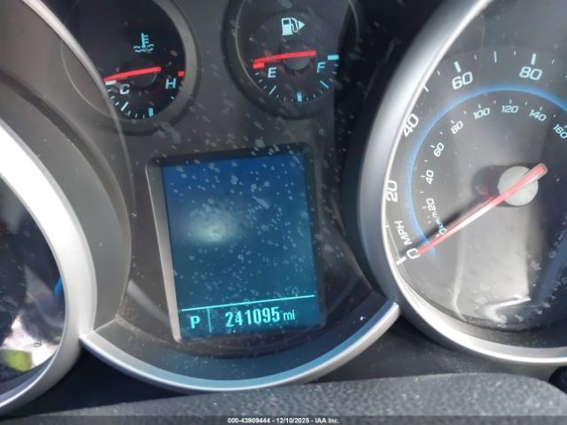 Chevrolet Cruze Lt Image 10